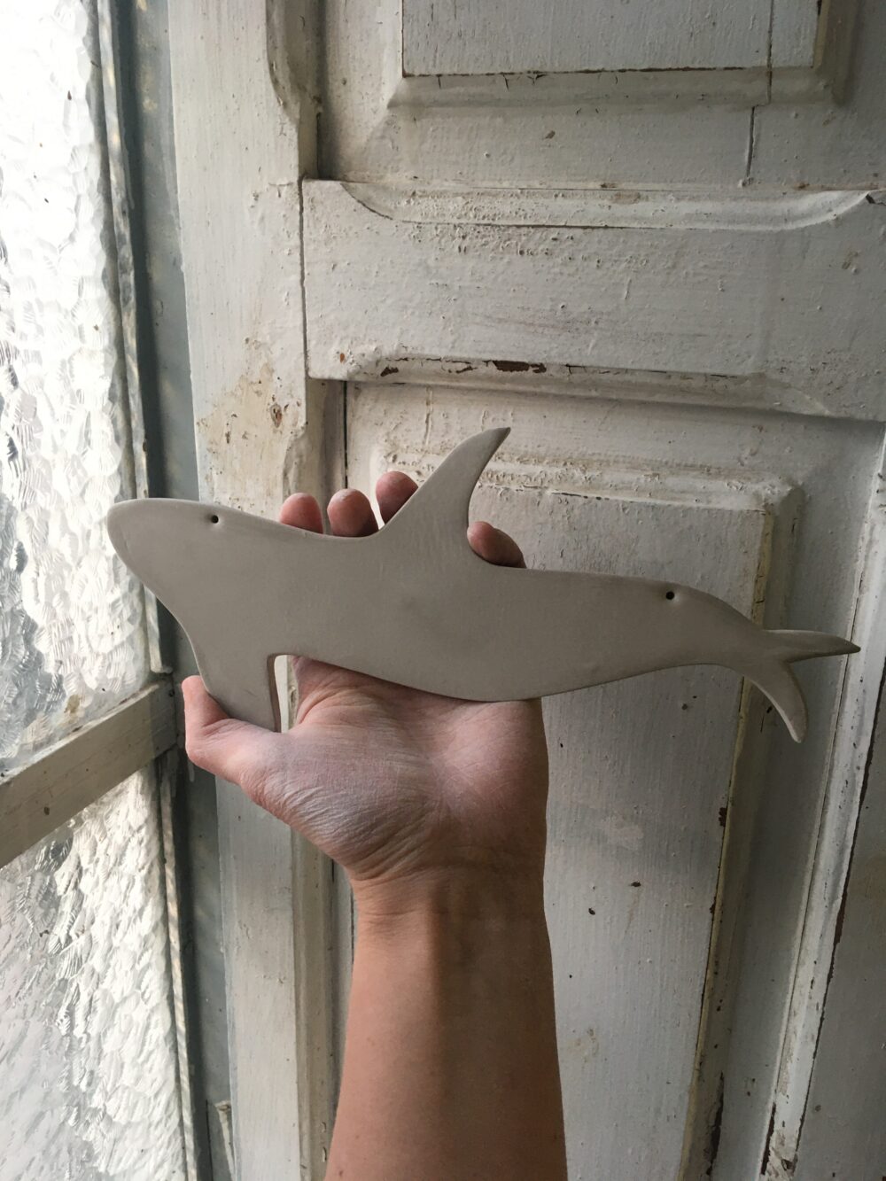 Orca de cerámica colgante — decoración de pared inspirada en Estrecho de Gibraltar - Imagen 6
