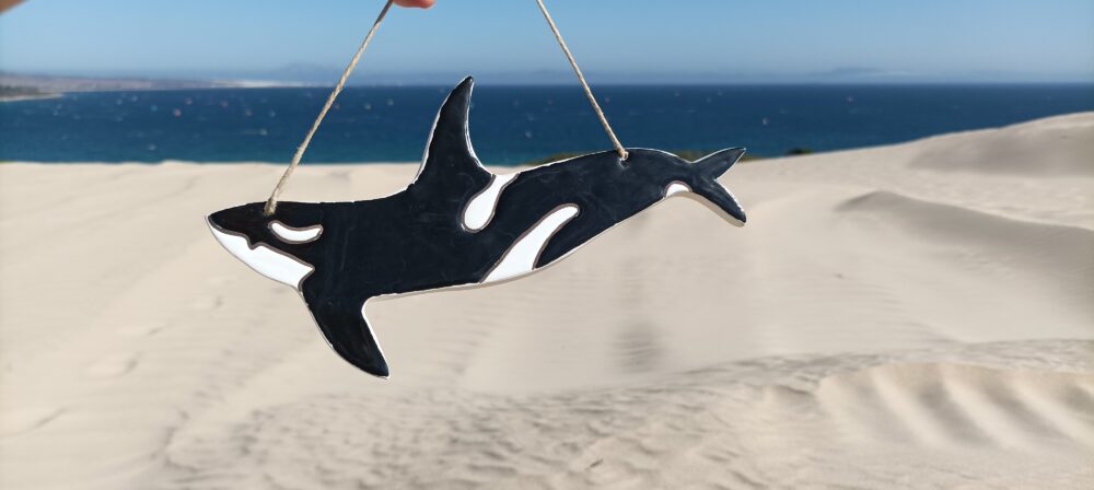 Orca de cerámica colgante — decoración de pared inspirada en Estrecho de Gibraltar - Imagen 3